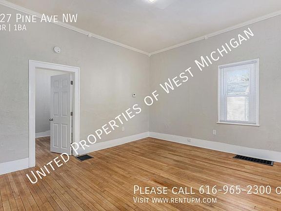 5th image of 327 Pine Ave NW