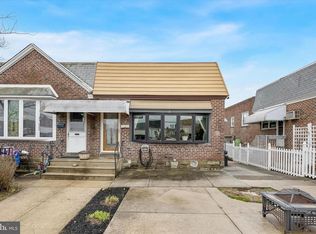 1804 Mower St, Philadelphia, PA 19152