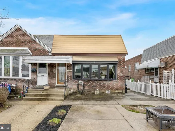 1804 Mower St, Philadelphia, PA 19152