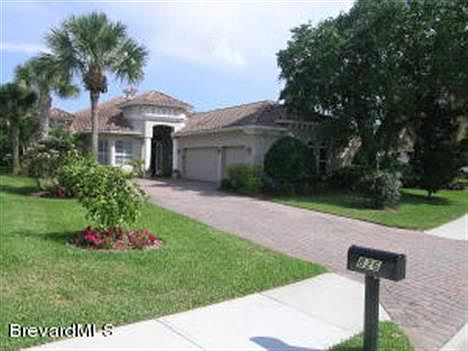1st image of 826 Aquarina Blvd