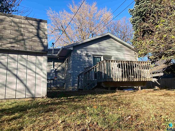 2nd image of 2104 S Holly Ave