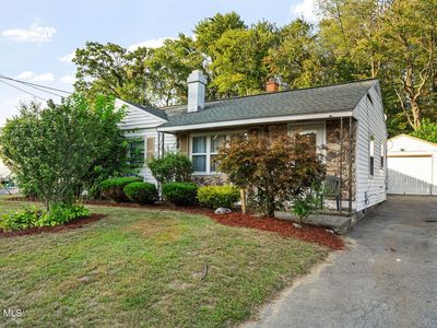 12 Loralee Drive, Albany, NY, 12205