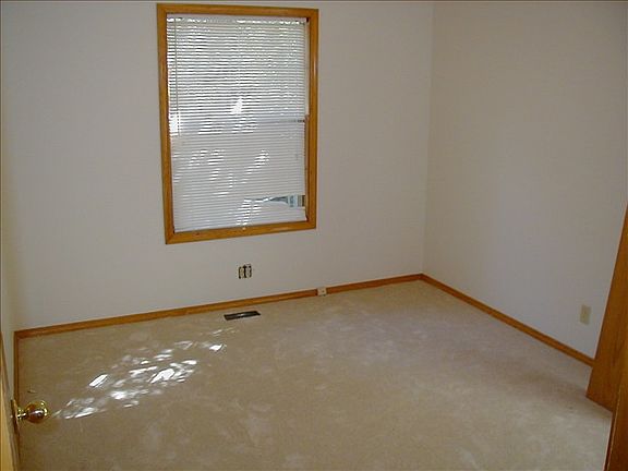 5th image of 1515 S Lincoln Ave