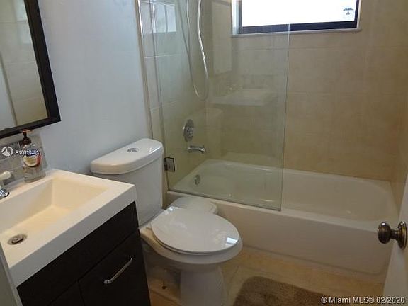 5th image of 871 NE 209th Ter APT 201-25
