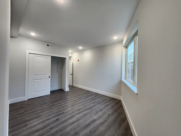 1108 W Dauphin St #6B — Photo 16