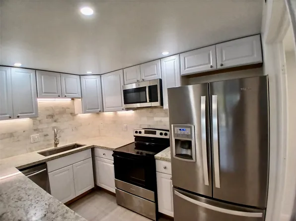 4164 N Inverrary Dr #311, Fort Lauderdale, FL 33319