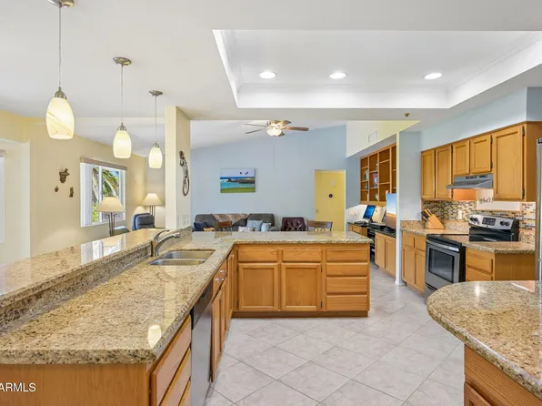12422 W KEYSTONE Drive, Sun City West, AZ 85375