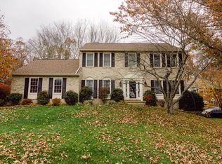 15292 Surrey House Way, Centreville, VA 20120