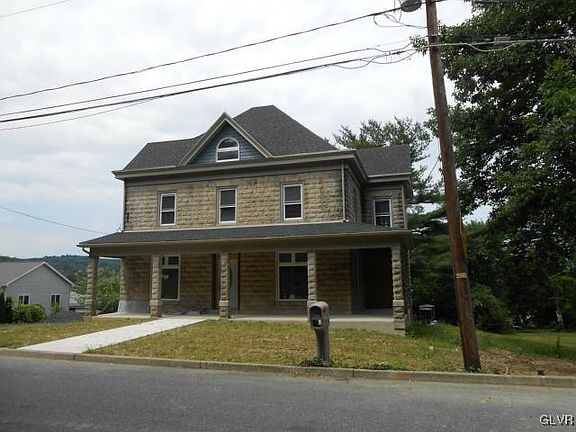 5th image of 634 S Lehigh Gap St
