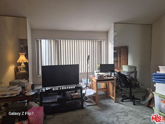 5th image of 547 E Hazel St Unit 13