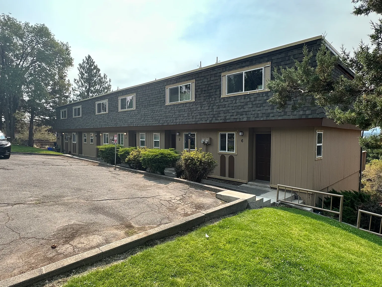 Roanoke Apartments — Photo 2