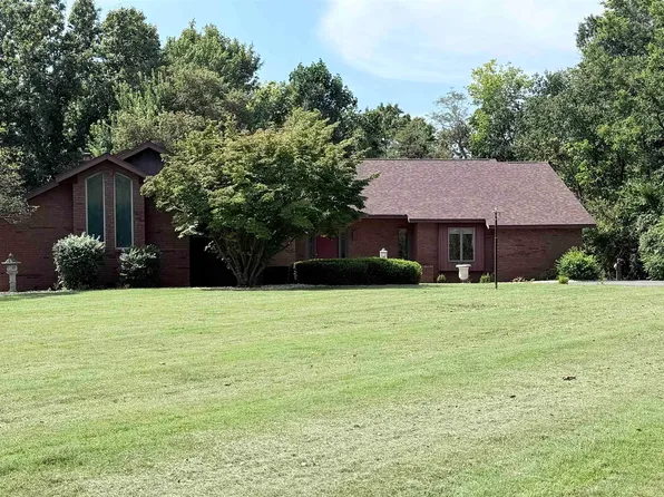 406 Orange St, Anna, IL 62906