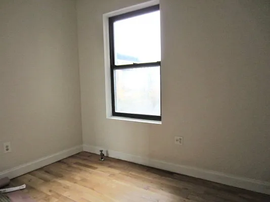 Rented by Bohemia Realty Group | media 25