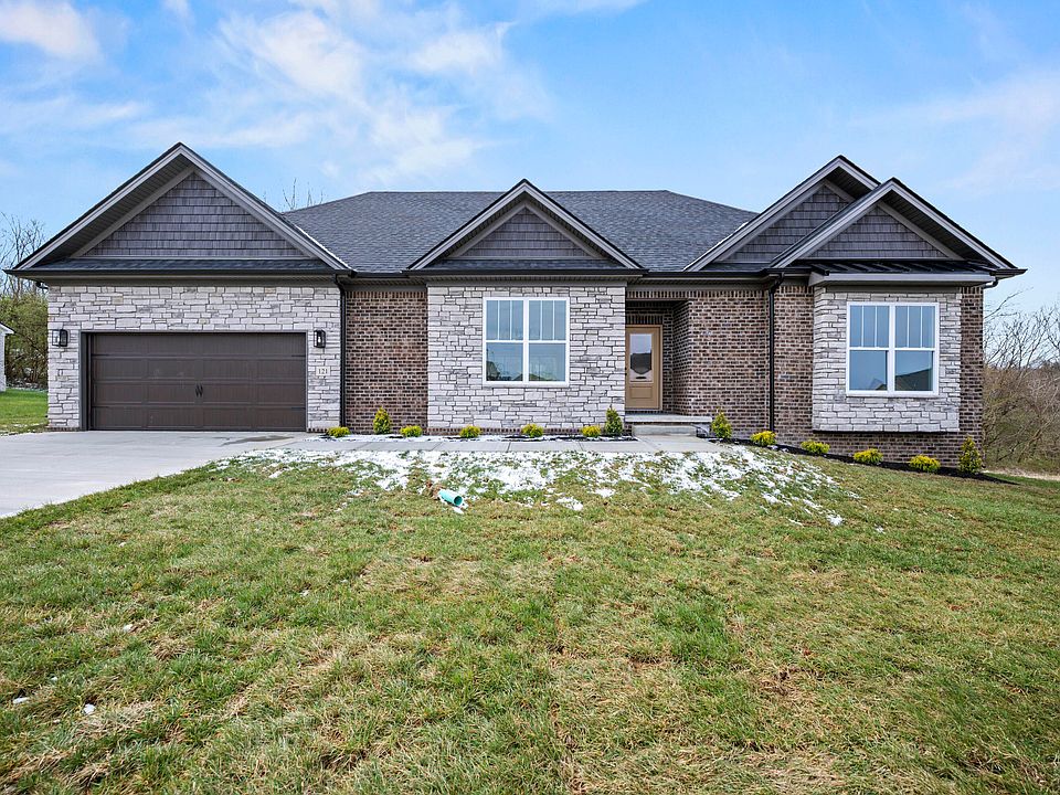 1st image of 121 Ivy Creek Dr