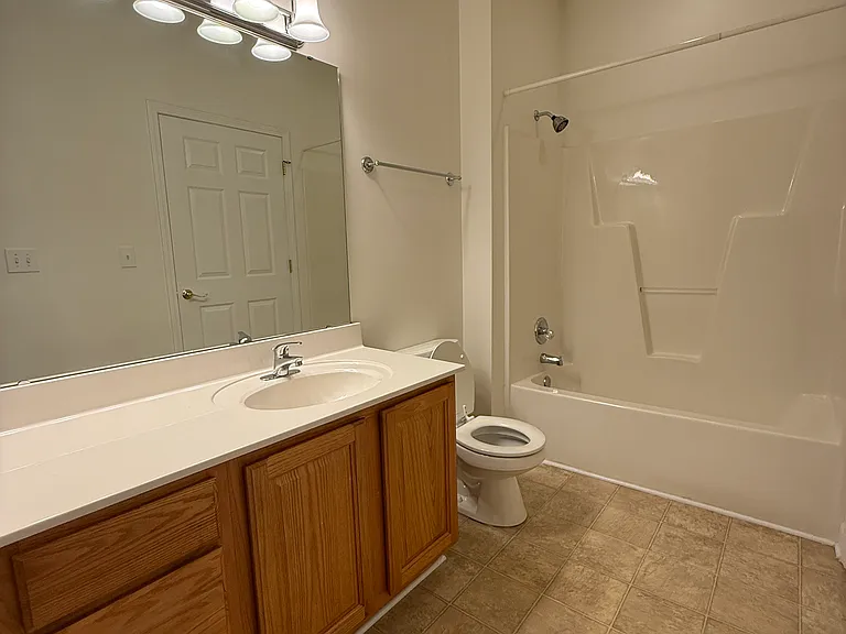 223 Eyam Hall Ln #223 — Photo 8