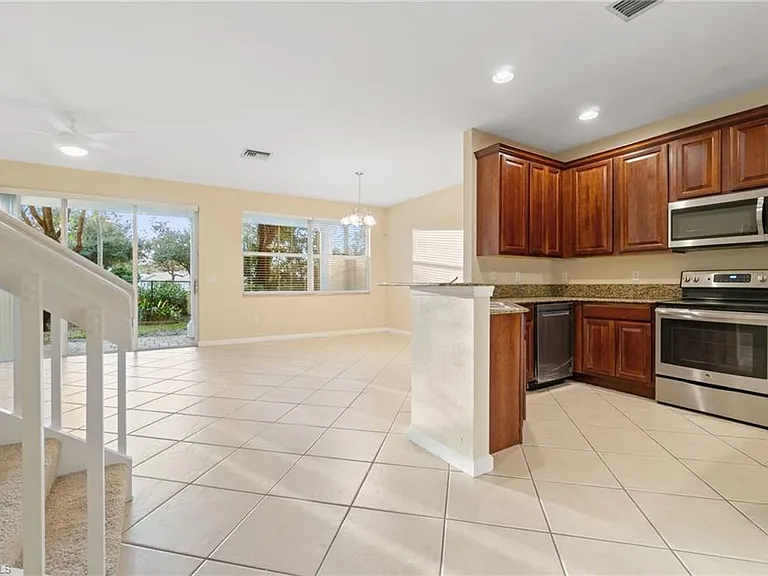 7009 Romana Way #1605 — Photo 3