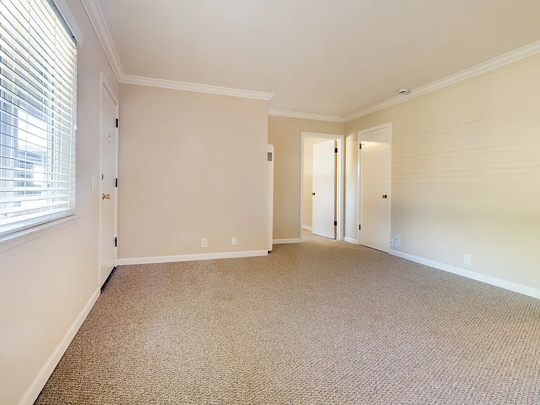 801 Walnut Street — Photo 8