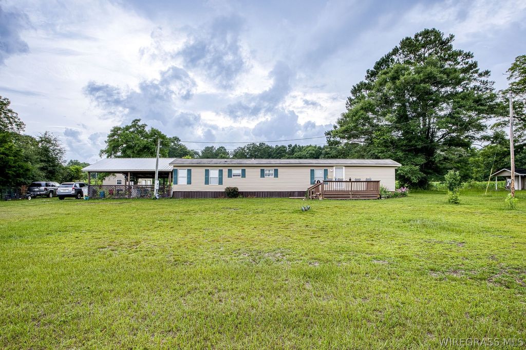 1531 Smith Ave, Elba, AL - View 2