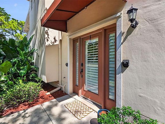 4th image of 252 VALENCIA CIRCLE
