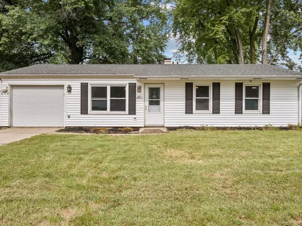 947 36th Ave, East Moline, IL 61244