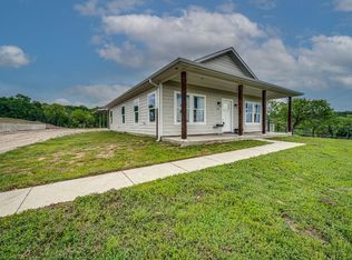 447 Mesa Rd, Waxahachie, TX 75167