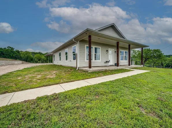 447 Mesa Rd, Waxahachie, TX 75167
