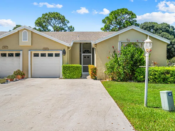 3505 Mill Brook Way Circle, Greenacres, FL 33463