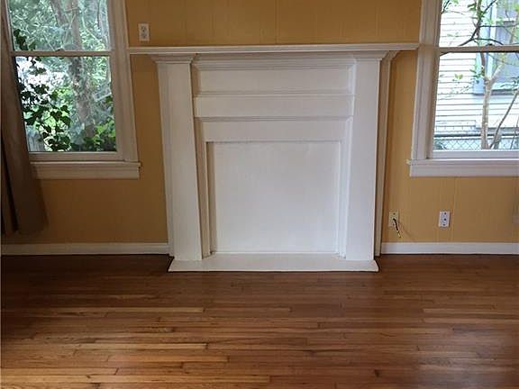 4th image of 5011 Evans Ave #A