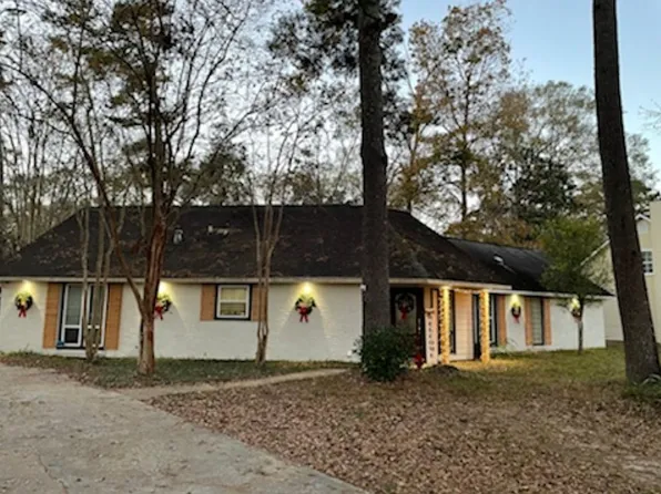 5613 Bristle Cone Dr, Greenwell Springs, LA 70739