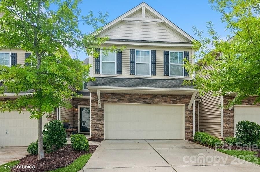 1st image of 934 Summerlake Dr
