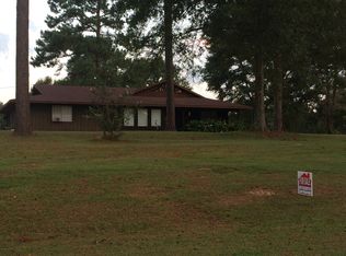 75 Holly Springs Rd, Foxworth, MS 39483