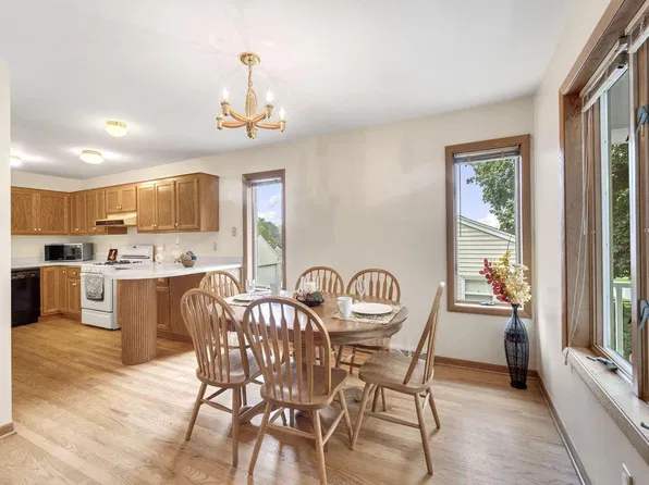 250 N 115th STREET, Wauwatosa, WI 53226
