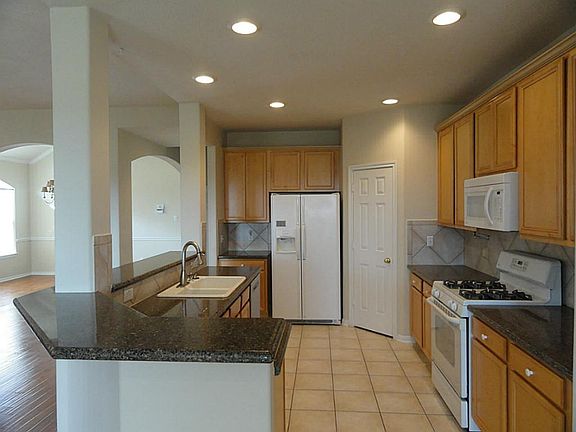 4th image of 7103 Westford Park Ln