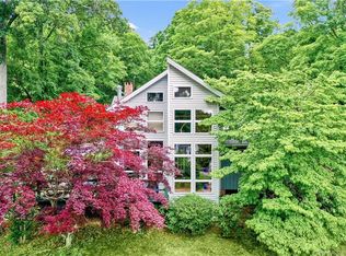 16 Firetown Rd, Simsbury, CT 06070