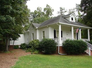 525 Black Pine Ln, Angier, NC 27501