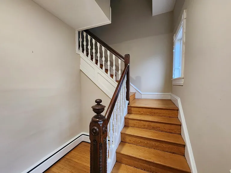 37 W Cedar Ave #B — Photo 2