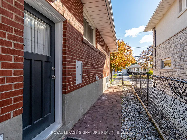 71 Daleside Cres #BASEMENT — Photo 4