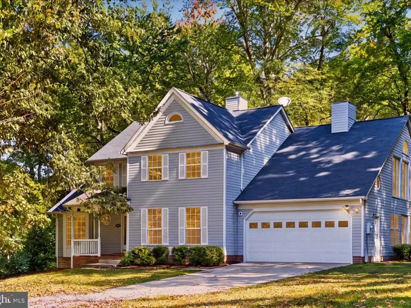 8201 Seven Pines Ln, Waldorf, MD 20603