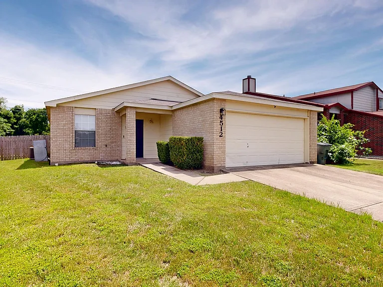 4512 Indigo Dr — Photo 2