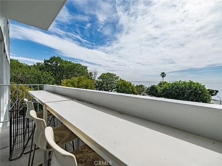 17352 W Sunset Blvd — Photo 49