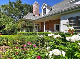 2725 Macadamia Ln, Santa Barbara, CA 93108