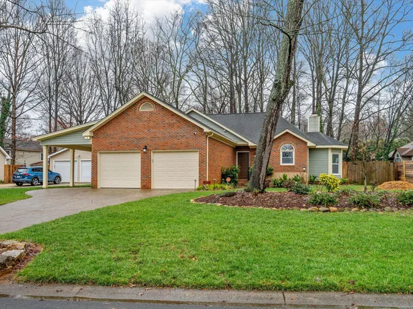 2625 Glen Shira Ct, Charlotte, NC 28208