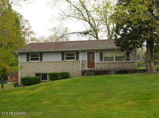 4032 Myrtlewood Dr, Knoxville, TN 37921