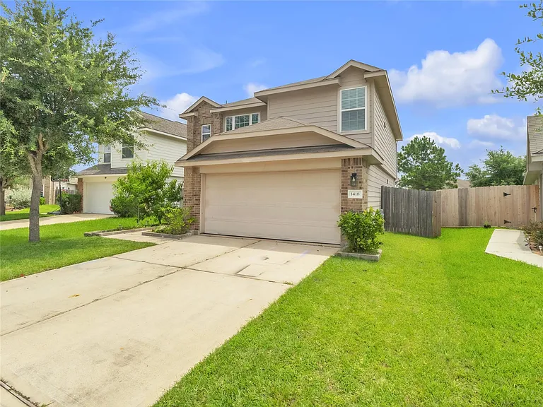 1418 Banbury Ct — Photo 5