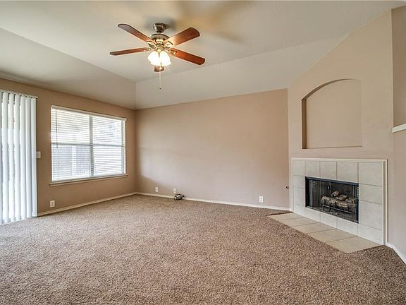 3rd image of 2305 Mallard Dr