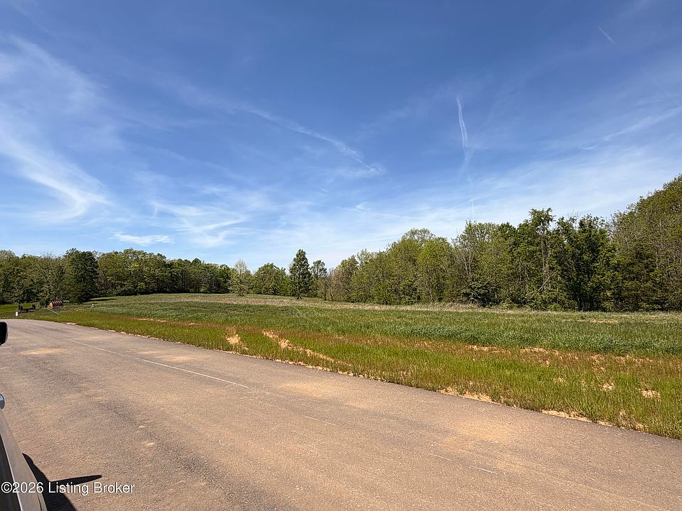 1st image of 10 Maple Valley Dr