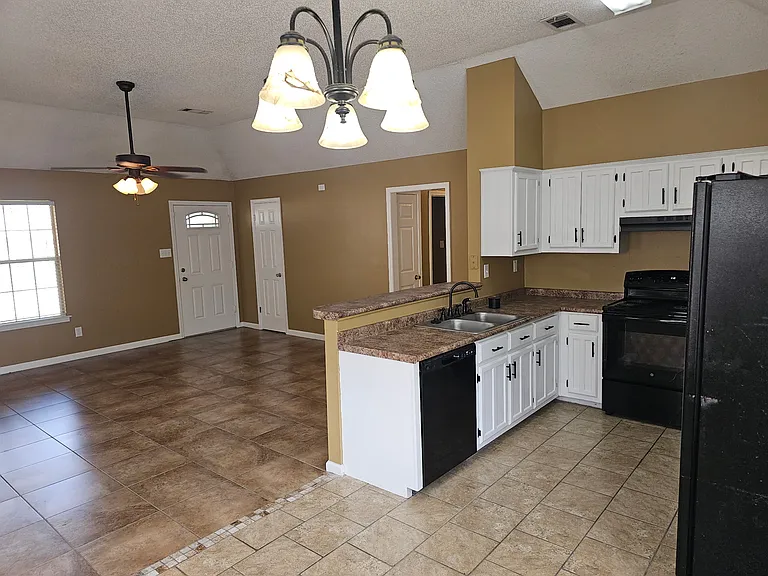 6463 Trysting Oak Dr — Photo 9