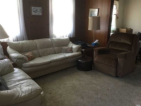 5th image of 48 Laurel Ave