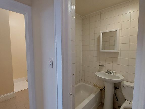 4th image of 14 N Main St #14