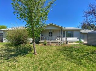 604 Manor Ct, Sublette, KS 67877